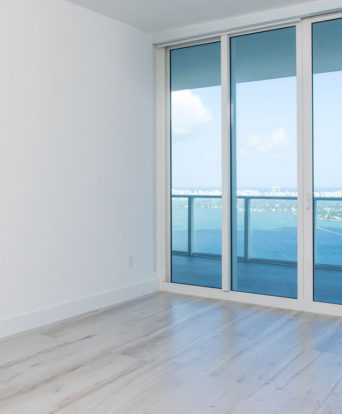 gallery-item-one-tall