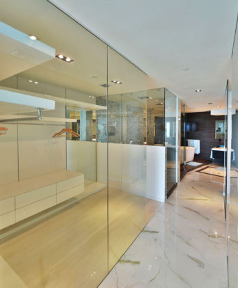 gallery-item-one-tall